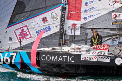23_22121   © Thierry Martinez. LES SABLES D'OLONNE, 85 - FRANCE 25 septembre 2023.Départ MINI TRANSAT 2023. Départ du Dimanche 24 septembre retardé au Lundi 25 Sept .Les Sables d’Olonne (FRA)    Santa Cruz de la Palma ( Canaries)    St François ( Guadeloupe): 4050 NM.