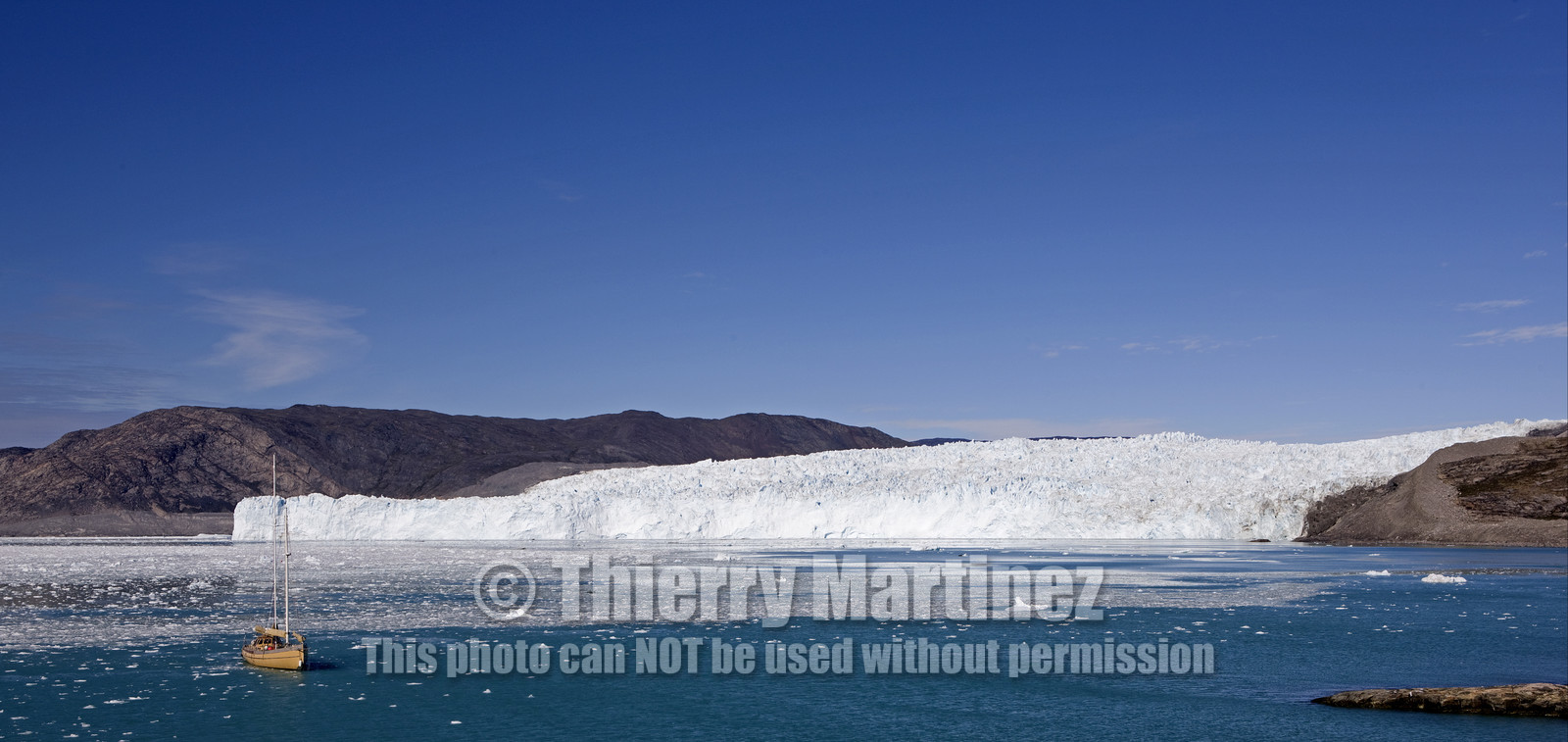 Schooner LA LOUISE sailing on west coast of Greenland.