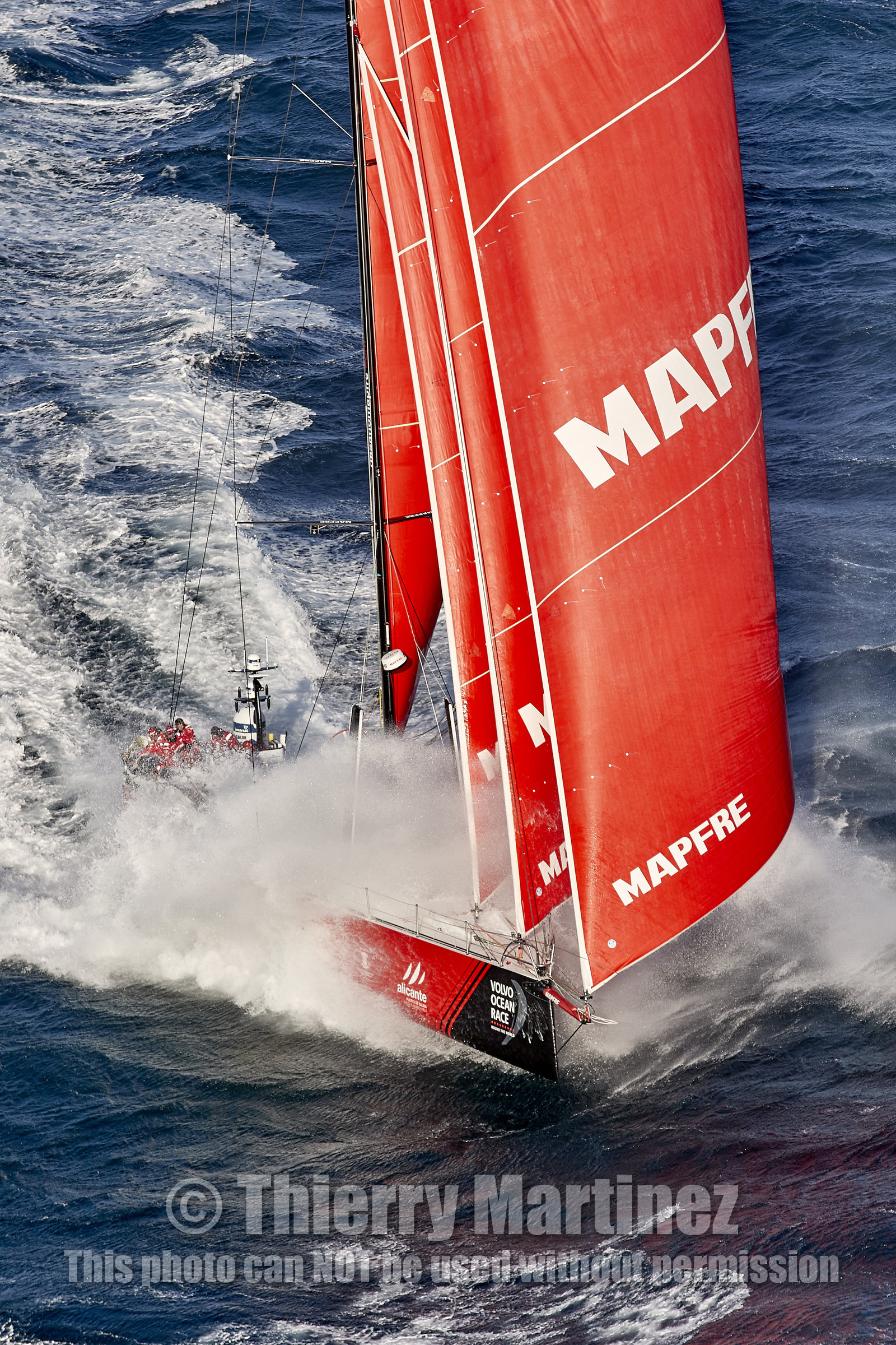 THM-17_106809_VOR-LISBON-LEG2start