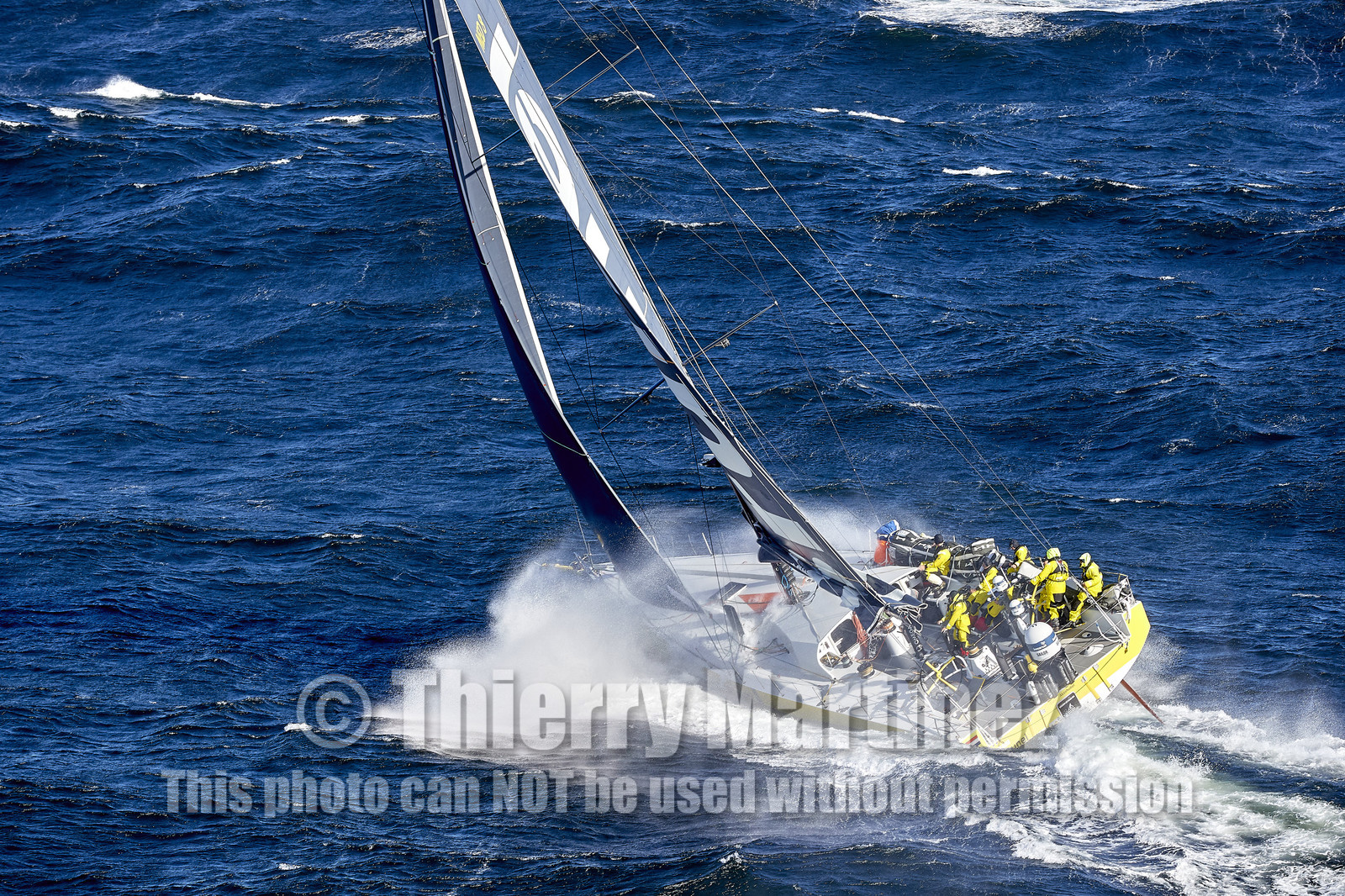 THM-17_119170_VOR-CAPE-TOWN-Start-Leg3