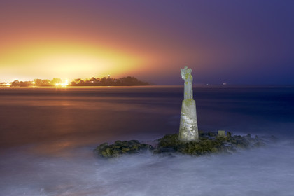 Levé de soleil à la cale du Guilvain.