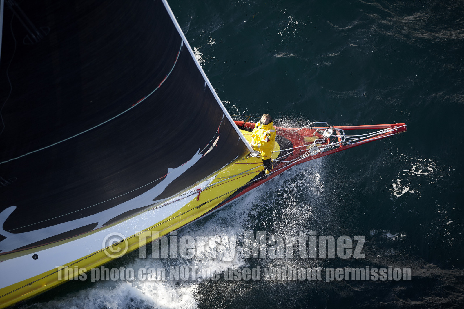 12_20118 CHEMINEES POUJOULAT ( IMOCA 60') , Skipper Bernard Stamm (SUI)