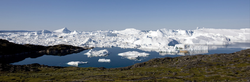 Schooner LA LOUISE sailing on west coast of Greenland.
