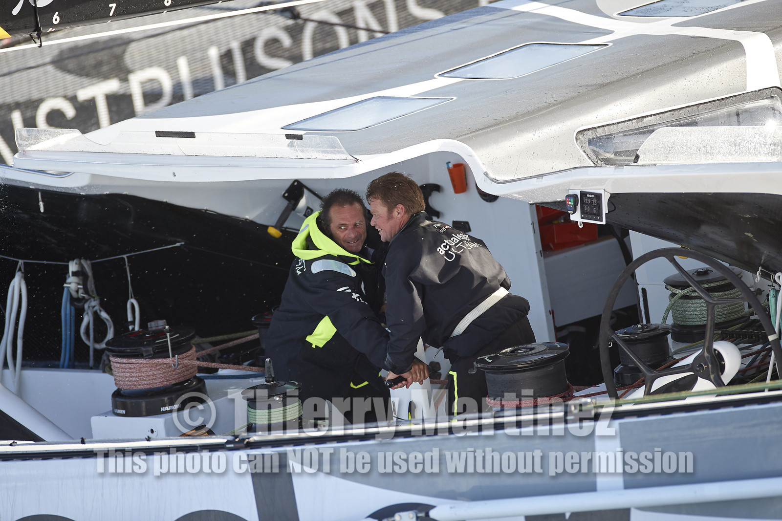 « ULTIM ACTUAL LEADER , Skipper Yves Le Blevec.