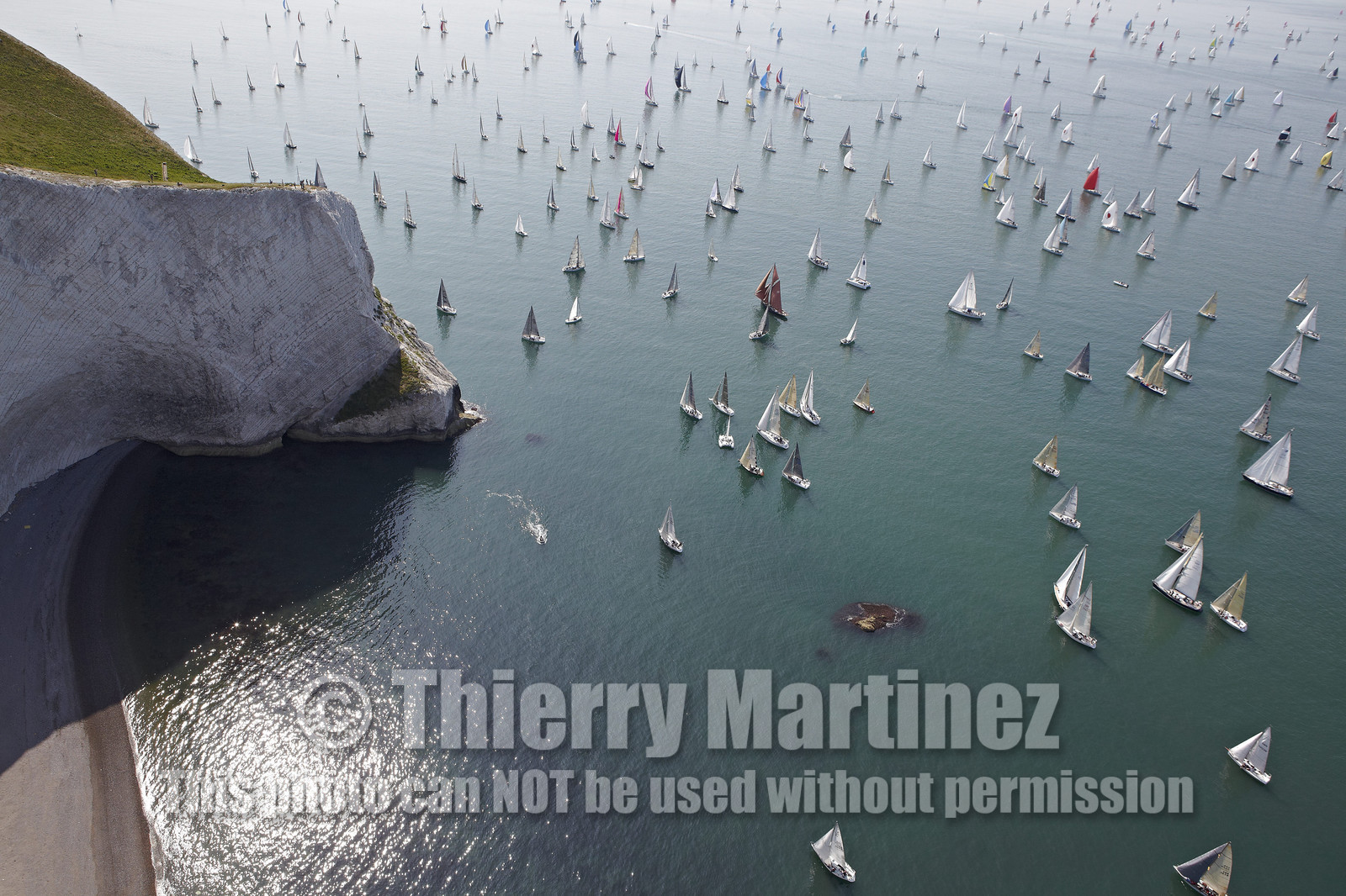 2014 JP Morgan Asset Management Round the Island Race .