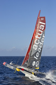 « ULTIM ACTUAL LEADER , Skipper Yves Le Blevec.