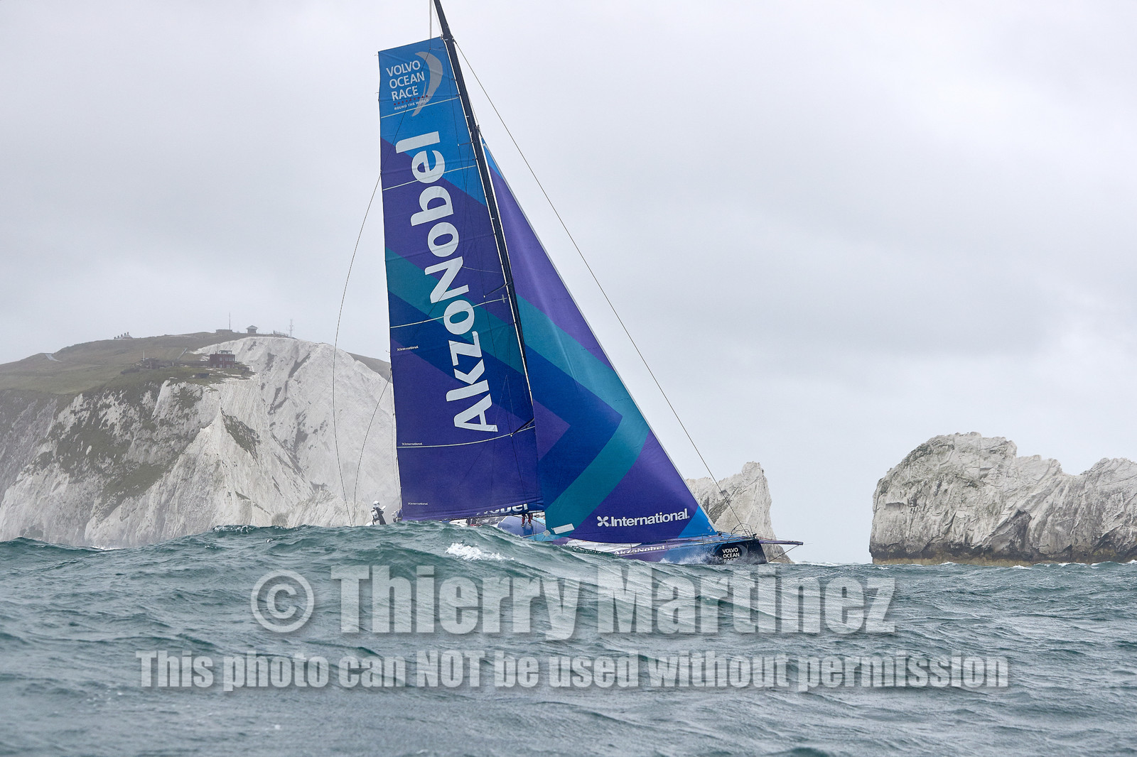 THM-17_062668_team AkzoNobel