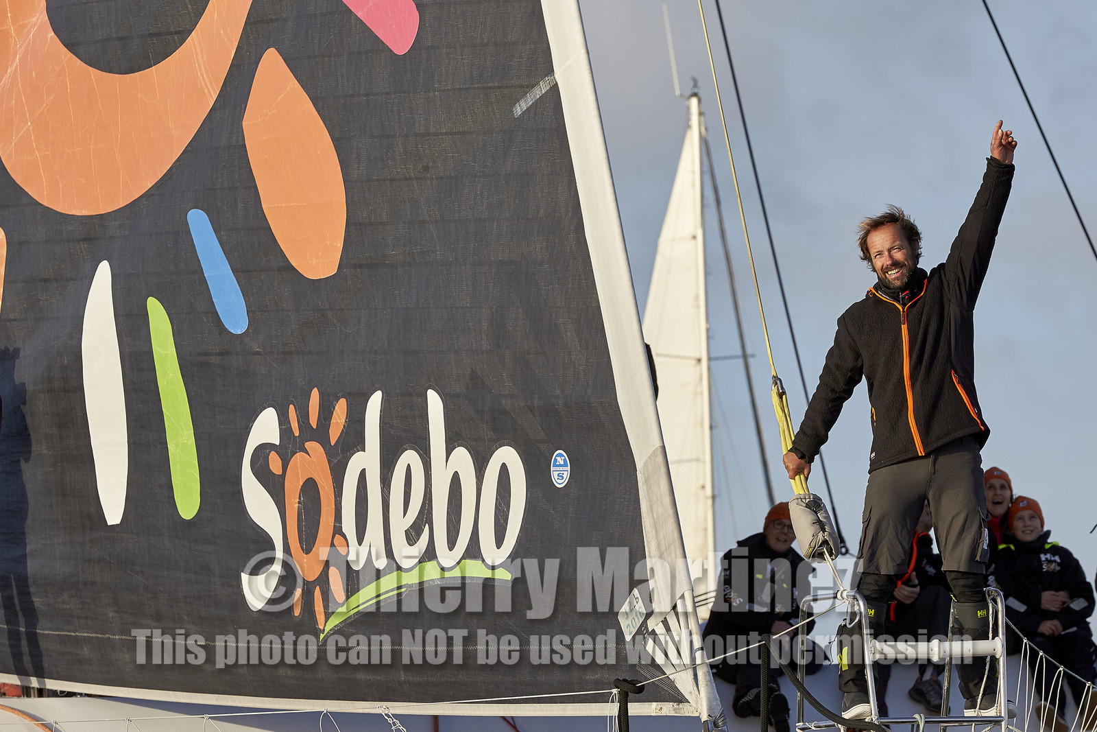 Single-handed sailing round the world record .