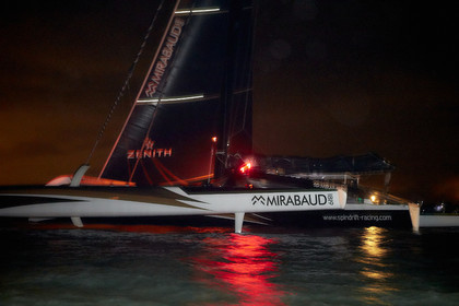 MAXI  SPINDRIFT 2 Jules Verne trophy  2015 2016 attempt.