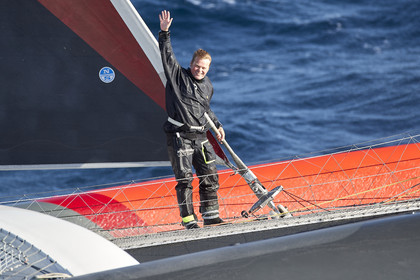 « ULTIM ACTUAL LEADER , Skipper Yves Le Blevec.