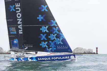 THM-15_65003_FASTNET RACE Start.