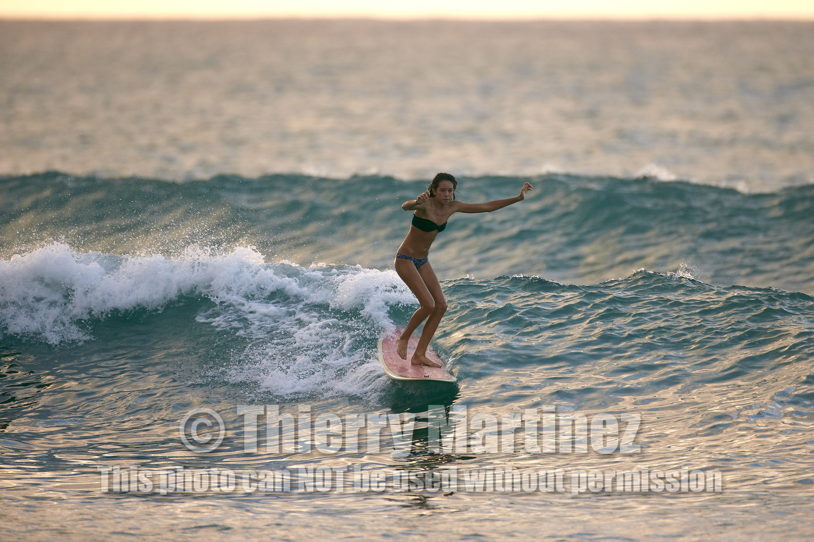 SURF AT SUNSET BEACH (North Shore - Oahu Island - Hawaii-USA)