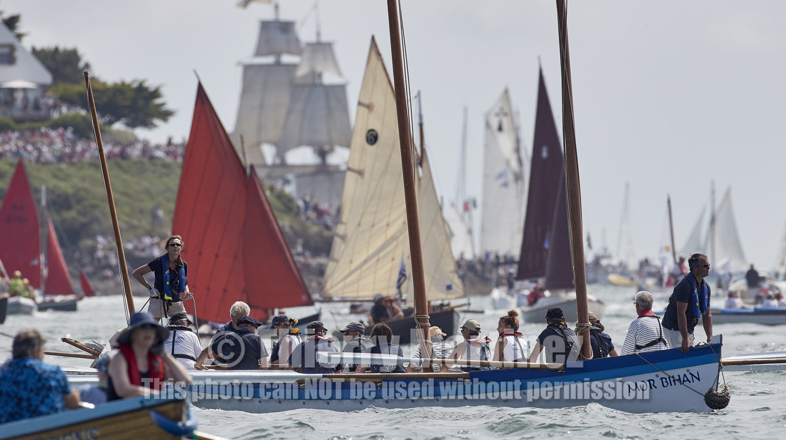 THM-17_011961-Semaine du Golfe-Parade