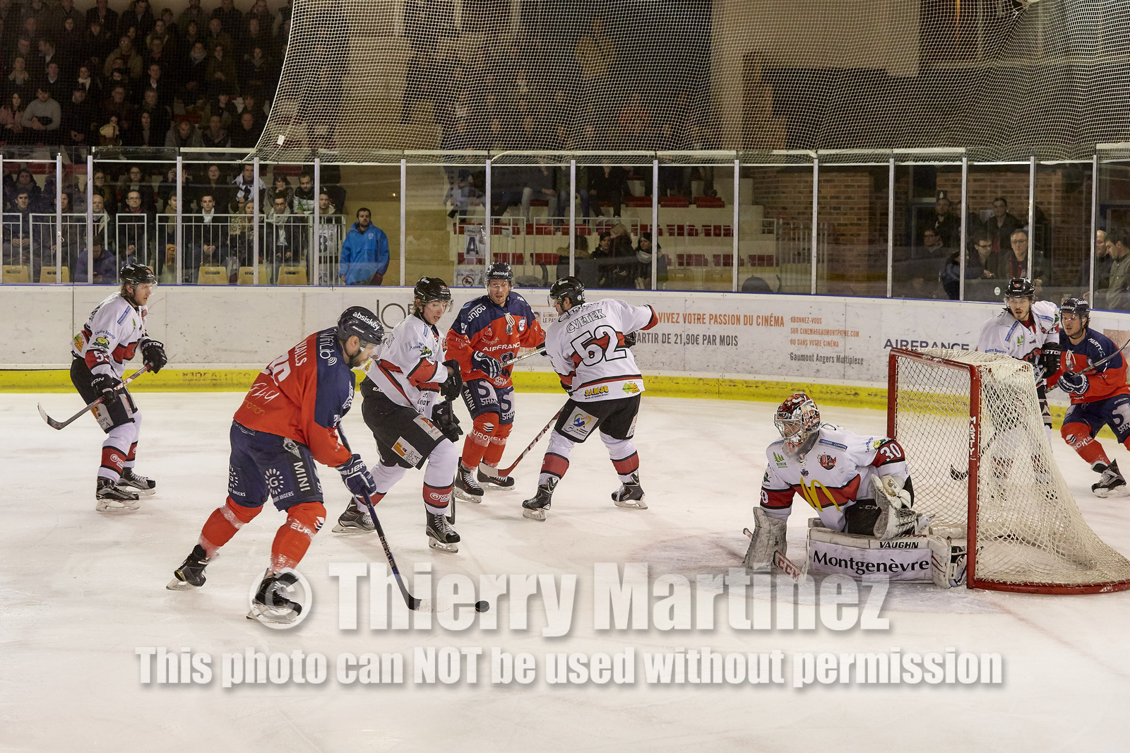 THM_16_01649-HOCKEY