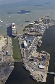 THM_17_041438_THE_BRIDGE