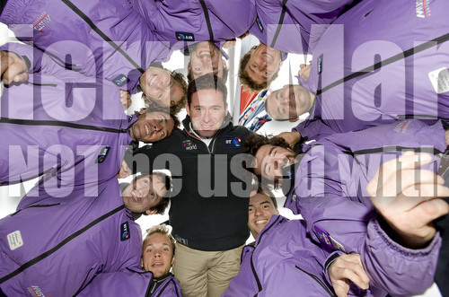 2008 VENDEE GLOBE, Seb JOSSE (FRA) BT and shore crew.