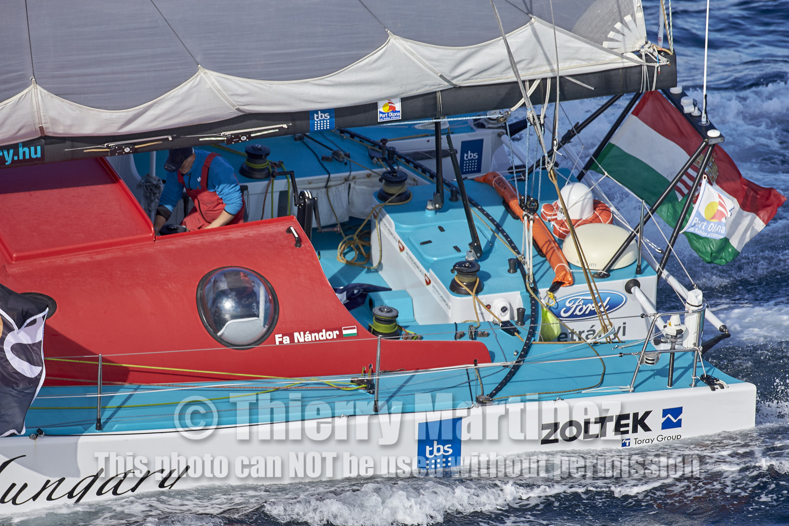 THM-16_81879_VendeeGlobeStart