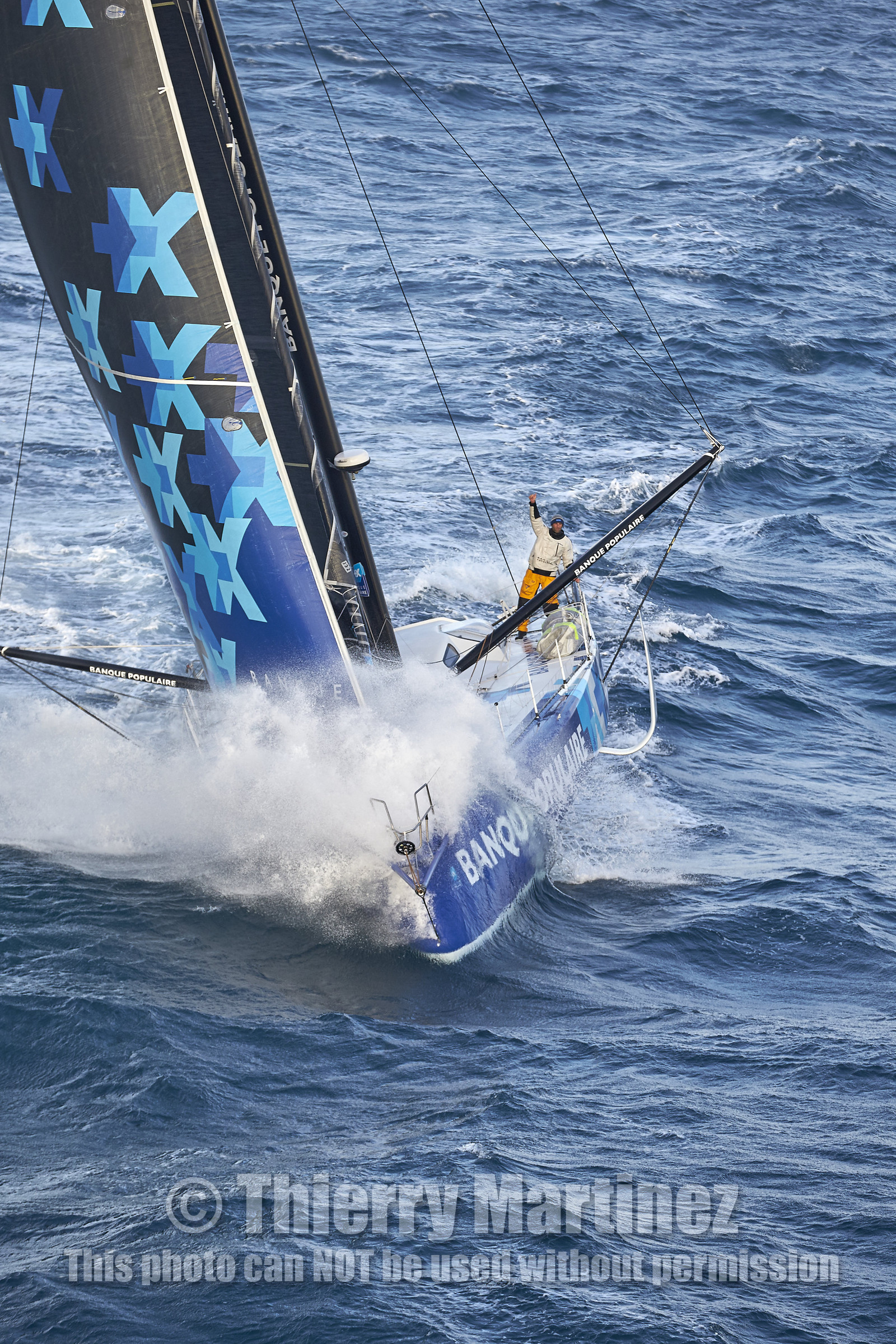 THM-17_000888_VendeeGlobeFinish