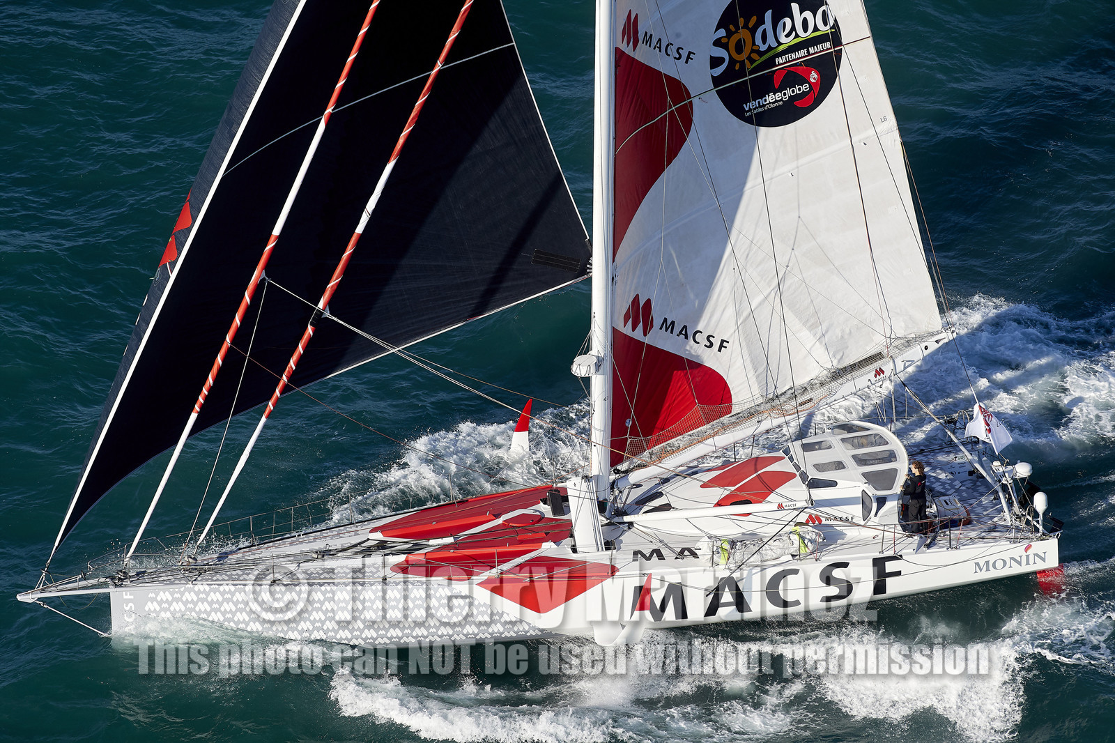 THM-20_20949_VendeeGlobeStart