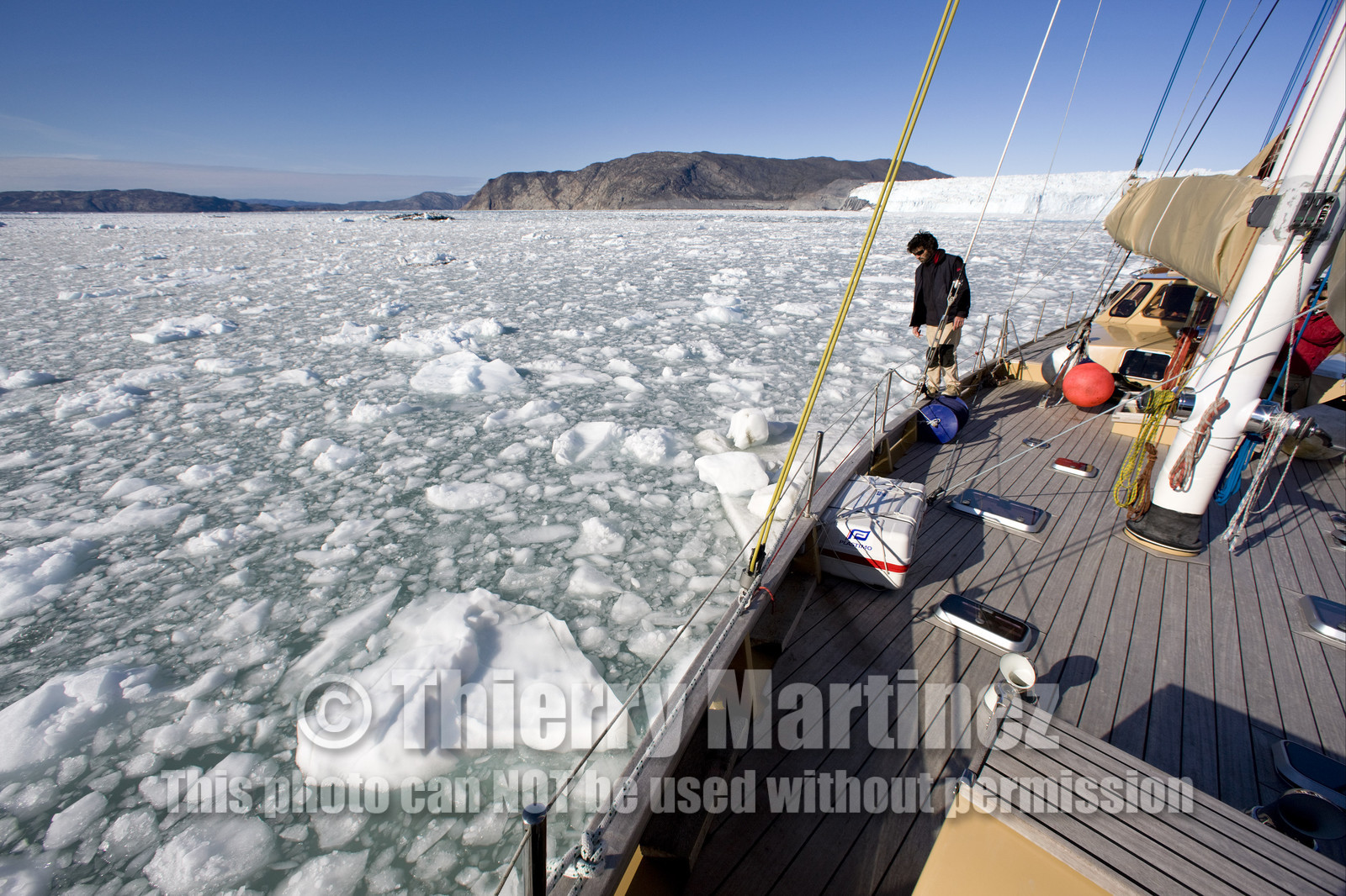 Schooner LA LOUISE sailing on west coast of Greenland.